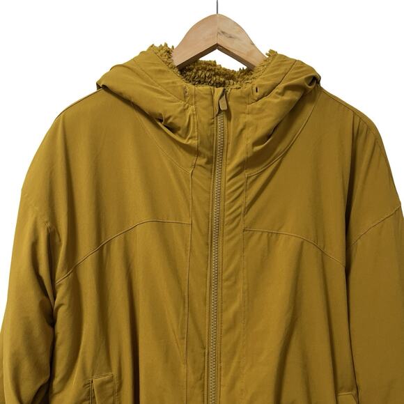 Lululemon Womens Reversible Sherpa Fleece Hooded Jacket Size 12 Gold Spice RARE - Picture 3 of 11